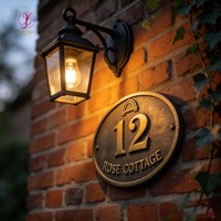 Plaque de porte publicitaire créative en laiton/aluminium avec logo personnalisé, résistante aux intempéries IP65