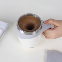 Gobelet intelligent à agitation automatique portable moderne avec doublure en acier inoxydable de 400 ml, qualité supérieure, vente en gros, personnalisable, 2026 Emerit