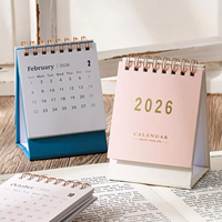 Calendrier de bureau pliable personnalisé en gros 2026, gaufrage, marquage à chaud, laminé, 13 pages mensuelles, style USA, décorations de table, Chine