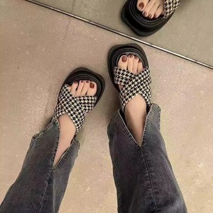 Sandalias Abiertas con Plataforma de Estilo Muffin, Diseño Explosivo, Fabricadas en China, para Mujer, Moda Verano 2025 - Product Image 6