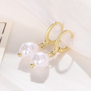 Orecchini Pendenti con Perle Finte Irregolari, Gioielli Eleganti da Donna per Uso Quotidiano - Product Image 4