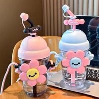 Mug bunga lucu 800ml Mug sedotan kapasitas besar musim panas dengan tali luar ruangan portabel