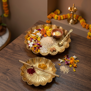 Assiette décorative en métal en forme de fleur, faite à la main, polie, design oriental, vaisselle et assiettes de mariage - Product Image 2