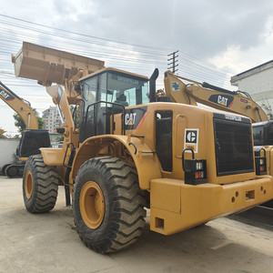 Chargeuse sur pneus d'occasion Cat 966L, faible nombre d'heures, d'origine japonaise, modèle classique robuste, efficace pour les carrières et la construction. - Product Image 6