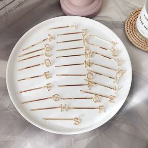 Yiwu gran oferta personalizada OEM 26 A a <span class=keywords><strong>Z</strong></span> DIY pasadores horquilla accesorios para el cabello horquillas alfabeto sola letra pinza para el cabello con palabras - Product Image 6