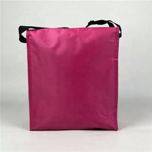 Bolsa enfriadora de entrega de alimentos grande promocional con logotipo personalizado, bolsa fresca rosa, bolsa enfriadora con aislamiento térmico - Product Image 4
