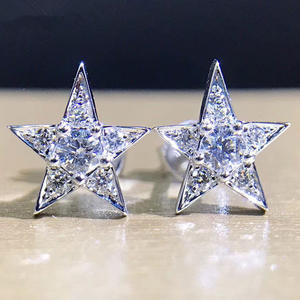 Pendientes de Diamantes en Forma de Estrella de Oro Blanco, Corte Brillante Redondo, Color G, Diamantes Naturales, Clásicos para Mujer, Uso Diario - Product Image 3