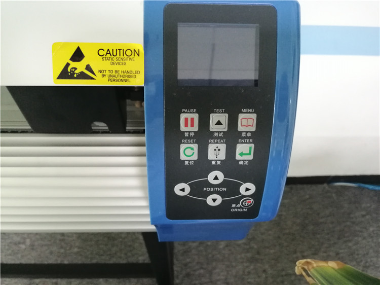 1300 nuevo servo motor plotter de corte de alta velocidad de corte servo drive plotter de corte de máquina para la venta