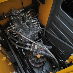 Hot Sale XE135GA 13.5Ton Hydraulic Crawler Excavator Earth Moving Construction With High Performance In Stock For Sale - Product Image 3