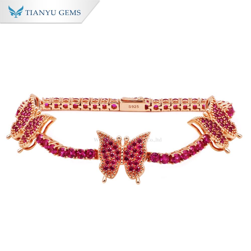สร้อยข้อมือผีเสื้อเพชรโมอิสสีแดง