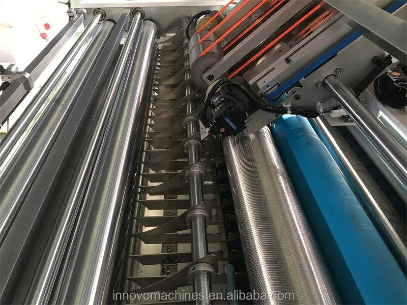 Golfkarton Laminator/Papier Doos Making Machine Fluit Lamineren Machine