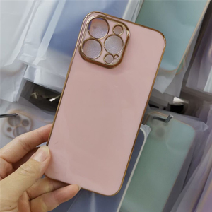 Custodia di lusso per <span class=keywords><strong>Samsung</strong></span> S25 S24 S23 S22 A54 A53 <span class=keywords><strong>A52</strong></span> A34 A32 A72 A73 A23 A24 A33 A22 5G M32 <span class=keywords><strong>A52</strong></span> <span class=keywords><strong>Cover</strong></span> per telefono in <span class=keywords><strong>Silicone</strong></span> morbido - Product Image 4