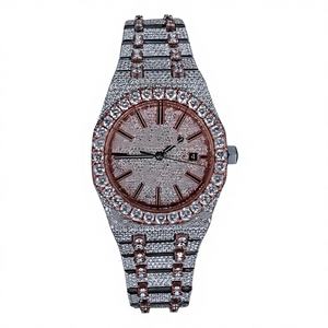 Montre de luxe Hip Hop en acier inoxydable avec cadran en verre Moissanite glacé pour homme VS1 Montre personnalisée - Product Image 1