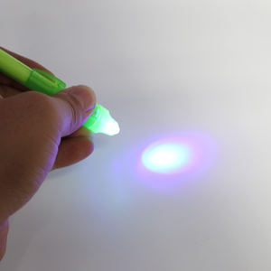 2024 नया बड़ा क्षमता रचनात्मक जादू नेतृत्व Uv हल्के गुप्त जासूसी पेन बच्चों के लिए अदृश्य स्याही पेन लाइट अप पेन लाइट अप पेन - Product Image 6