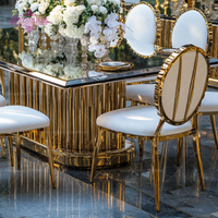 Table de salle à manger en verre miroir en acier inoxydable doré avec design artistique moderne, mobilier d'hôtel durable pour usage extérieur