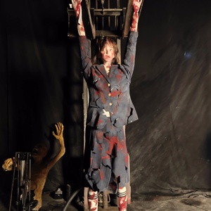 Decoración Animada de Personaje de Película de Terror para Halloween: Atrezzo y Modelo Animatrónico para Diseños de Casas Encantadas y de Fantasmas, Ideal para <span class=keywords><strong>Escape</strong></span> Rooms - Product Image 3