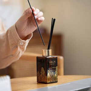 Aikun 3 Day Sample 7 Day Ship 120ml Square Glass Water Transfer White Leaf Box Long Lasting Any Scent <b>Reed</b> <b>Diffuser</b> Set <b>for</b> Shop - Product Image 3