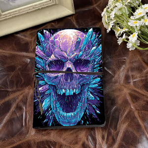 Journal fait main avec une touche de luxe idéal pour la prise de notes d'étude et les collections avec crâne avec pointe en cristal - Product Image 2