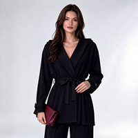 Vente en gros directe de la source : Veste plissée élégante à capuche taille unique pour femme, idéale pour l'automne