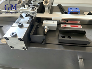 Neue Heißklebe-Versiegelungsmaschine für Doppelverglasung <span class=keywords><strong>DVH</strong></span> von der Foshan-Fabrik für Produktionsanlagen mit Kern-PLC-Motor und Pumpe - Product Image 4