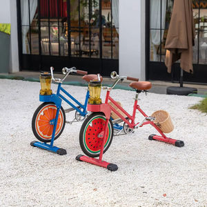אופניים חד-גלגליים מסגסוגת אלומיניום EXI Commercial עם בלנדר לשייקים ומיצים לילדים עם סל פלסטיק - Product Image 1