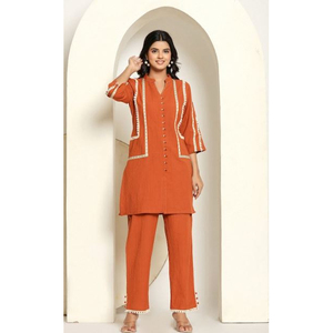 Nouveauté Ensemble coordonné pour femmes Vêtements occidentaux tendance Ensemble coordonné décontracté chic pour femmes Du bureau au quotidien - Product Image 1