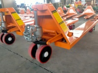 Chariot élévateur à palettes hydraulique KAWADA 550 mm 685 mm à faible coût, conçu pour les ateliers, la construction, les entrepôts compacts, directement de l'usine