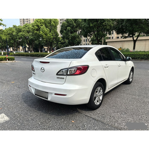 Guazi <span class=keywords><strong>Mazda</strong></span> <span class=keywords><strong>3</strong></span> <span class=keywords><strong>2015</strong></span> Sedán Usado Gasolina Automático Ejecutivo FWD Blanco Seminuevo Stock de Exportación para Concesionarios - Product Image 3