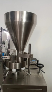 <span class=keywords><strong>Machine</strong></span> à emballer le riz de grains de sucre de nourriture de café Offre Spéciale <span class=keywords><strong>Machine</strong></span> à emballer la poudre de poulet - Product Image 6