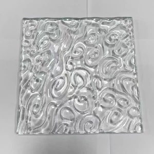 Verre de construction à motifs trempé clair classique de vente d'usine pour le salon extérieur pour une application de verre thermofusible à usage <span class=keywords><strong>solaire</strong></span> - Product Image 2