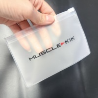 Pochette à bijoux en plastique EVA givré avec fermeture éclair personnalisée, mini pochette à fermeture éclair avec logo pour emballage d'accessoires de bague