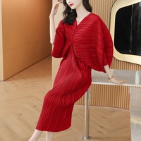 Robe pour femmes grandes tailles, col en V, manches chauve-souris, robe midi plissée, robe décontractée unie, vêtements pour femmes