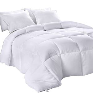 <span class=keywords><strong>Couette</strong></span> matelassée toutes saisons, 1 pièce, Duvet alternatif, peluche réversible, en Fiber <span class=keywords><strong>creuse</strong></span> silicone, avec onglets d'angle - Product Image 1