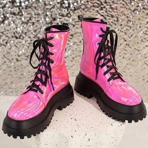 Bottines plates pour femmes à semelles épaisses brillantes, plateforme haute, en cuir métallisé, à lacets - Product Image 5