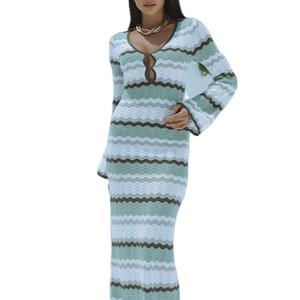 Robes longues élégantes et décontractées surdimensionnées à rayures pour femmes, fabriquées sur mesure par des fabricants de tricots, robe en tricot - Product Image 1