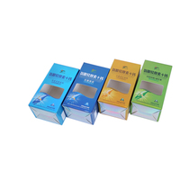 Boîte à médicaments pliable en matériaux recyclés avec fenêtre en plastique, gaufrage à chaud doré, pelliculage mat effet délavé