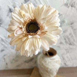 Fiori Artificiali Gerbera dai Colori Autunnali, Girasoli Retrò, Decorazione per la Casa, Fiori di Gerbera in Seta Stampati in 3D - Product Image 4