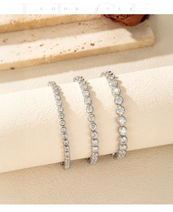 Exquisite S925 Sterling Silver Rhodium Plated Sparkling Moissanite Claw Setting Trendy Tennis Bracelet for Women Fine Jewelry - Product Image 5