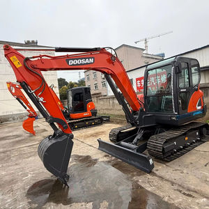 Excavadora de cadenas compacta y fiable Doosan DX60-9C/DX60/DH60, modelo 2024, peso operativo de 6 toneladas para movimiento de tierras y construcción de carreteras - Product Image 1