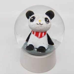 Su misura grandi globi d'acqua in resina e vetro stile cartone animato globi di neve per la decorazione della casa musica/personaggi souvenir a tema - Product Image 5