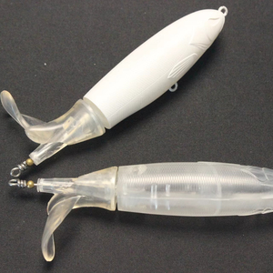 Nuevo señuelo de pesca en blanco 13cm 11cm 9cm <span class=keywords><strong>Whopper</strong></span> <span class=keywords><strong>Plopper</strong></span> con cola giratoria para trucha lubina Walleye Pike y Musky Sales Stock - Product Image 1