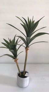 New Design Factory Directly <strong>Sale</strong> Artificial <strong>Yucca</strong> Tree Latex Greenery <strong>Plant</strong> in Cement Pot - Product Image 3