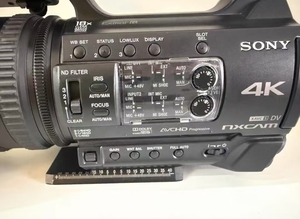 Videocámara Sony HXR-NX200 4k NXCAM Usada Original, Relación de Zoom Óptico de 12x, Micrófono Incorporado, Cámara FHD para Reuniones - Product Image 5