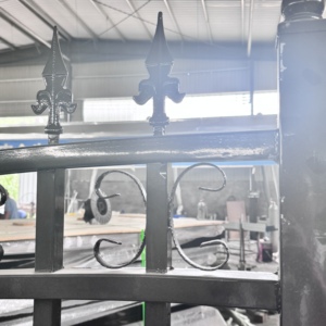 Clôture de jardin en métal en gros, balustrade extérieure résistante aux intempéries, panneaux en acier galvanisé et clôture en <span class=keywords><strong>fer</strong></span> <span class=keywords><strong>forgé</strong></span> de 80 <span class=keywords><strong>cm</strong></span> de haut - Product Image 6