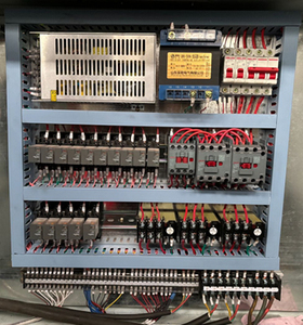 <span class=keywords><strong>Prensa</strong></span> Hidráulica <span class=keywords><strong>de</strong></span> Cuatro Columnas para Ajuste <span class=keywords><strong>de</strong></span> Moldes CNC, <span class=keywords><strong>Prensa</strong></span> Hidráulica para Doblado y Estampado <span class=keywords><strong>de</strong></span> Cajas <span class=keywords><strong>de</strong></span> Distribución <span class=keywords><strong>de</strong></span> Energía - Product Image 5