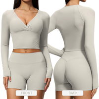 Ensemble de sport TZ4208-7 pour femme : soutien-gorge de sport à manches longues et col en V avec torsion sur le devant, short taille haute sculptant le ventre et rehausseur de fessiers pour la course, la gym et le yoga