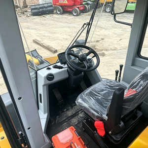 รถตักล้อยางรุ่นใหม่ Uead 835T ขนาด 3.5 ตัน เครื่องยนต์คัมมินส์ ได้รับการรับรองมาตรฐาน CE เหมาะสำหรับงานก่อสร้างและเหมืองแร่ - Product Image 5