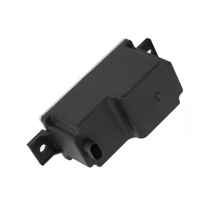 Module convertisseur de tension 2059053414, <span class=keywords><strong>batterie</strong></span> <span class=keywords><strong>auxiliaire</strong></span> pour <span class=keywords><strong>Mercedes</strong></span> Benz <span class=keywords><strong>Classe</strong></span> <span class=keywords><strong>C</strong></span> 205 E W205 W213 <span class=keywords><strong>C</strong></span> E GLC A2059053414 - Product Image 3