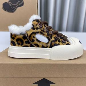 Sneakers de luxe de haute qualité, chaussures de sport classiques pour hommes et femmes, empeigne en tissu mesh, chaussures de course - Product Image 2