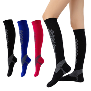 Chaussettes de compression montantes en nylon Jingwen Elite Training, techniques tricotées, pour l'entraînement et le sport, OEM - Product Image 4